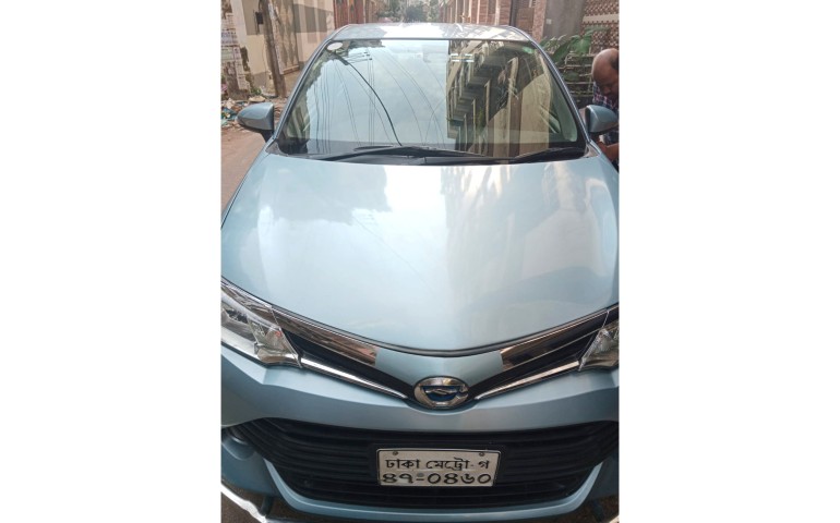 Toyota Axio 2017 Back Image
